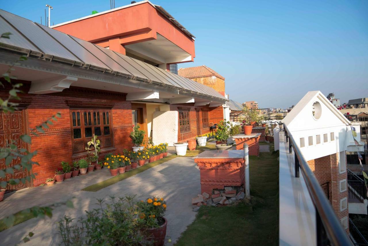 Dom Himalaya Hotel Katmandú Exterior foto