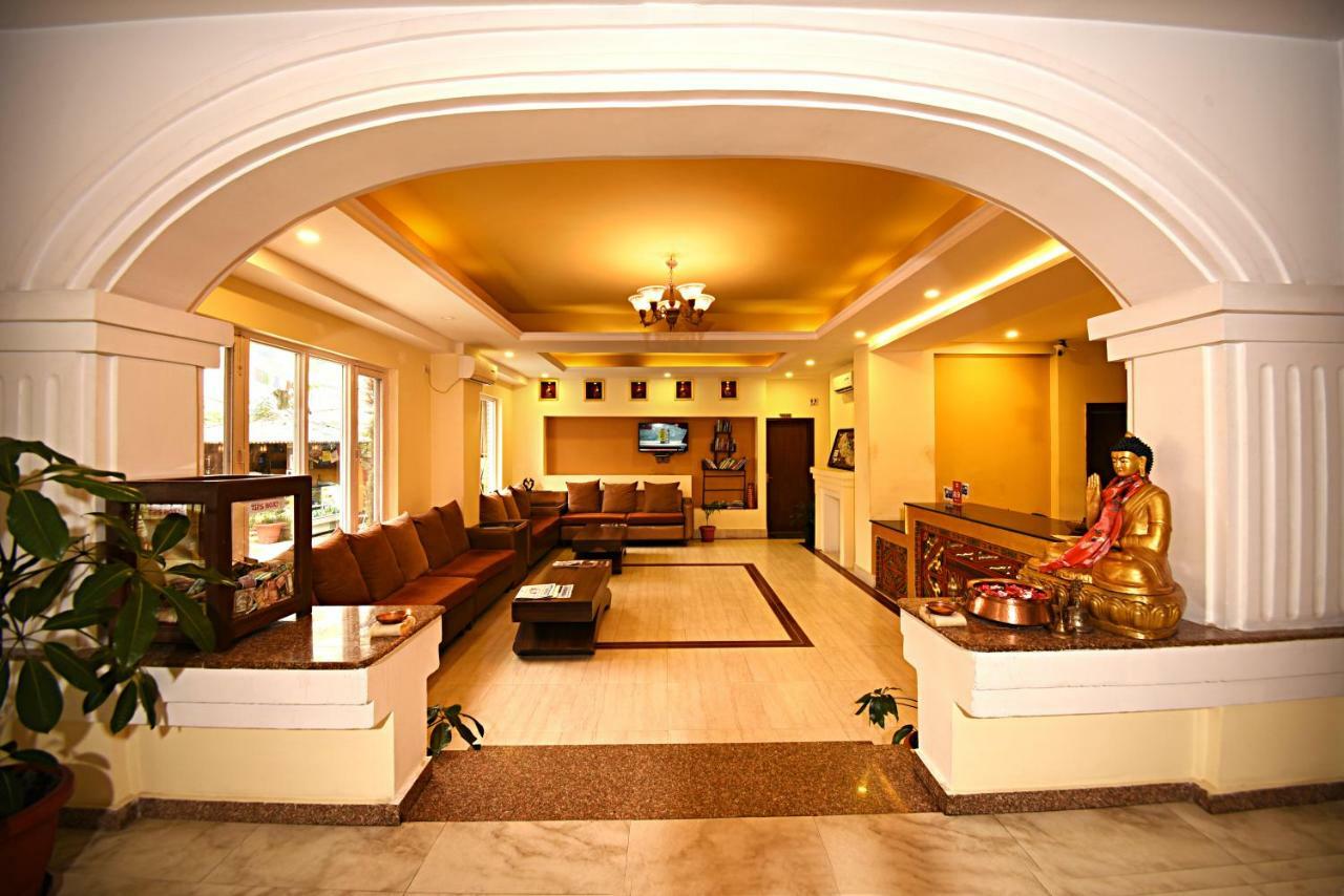 Dom Himalaya Hotel Katmandú Exterior foto