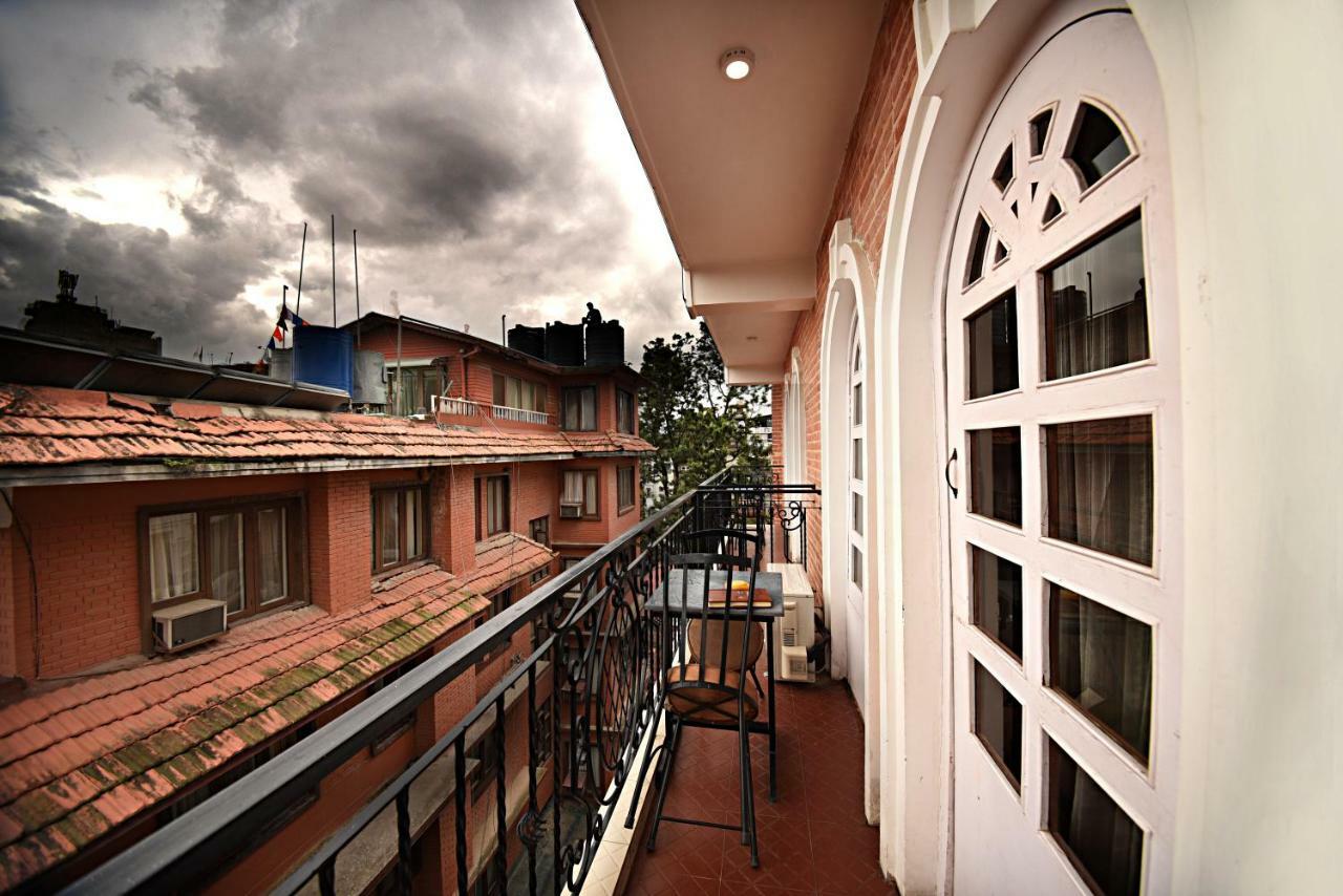 Dom Himalaya Hotel Katmandú Exterior foto